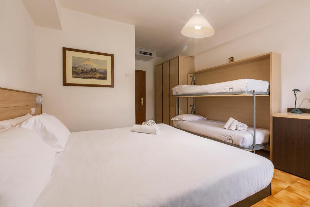 Catignano Hotel 구비오 외부 사진